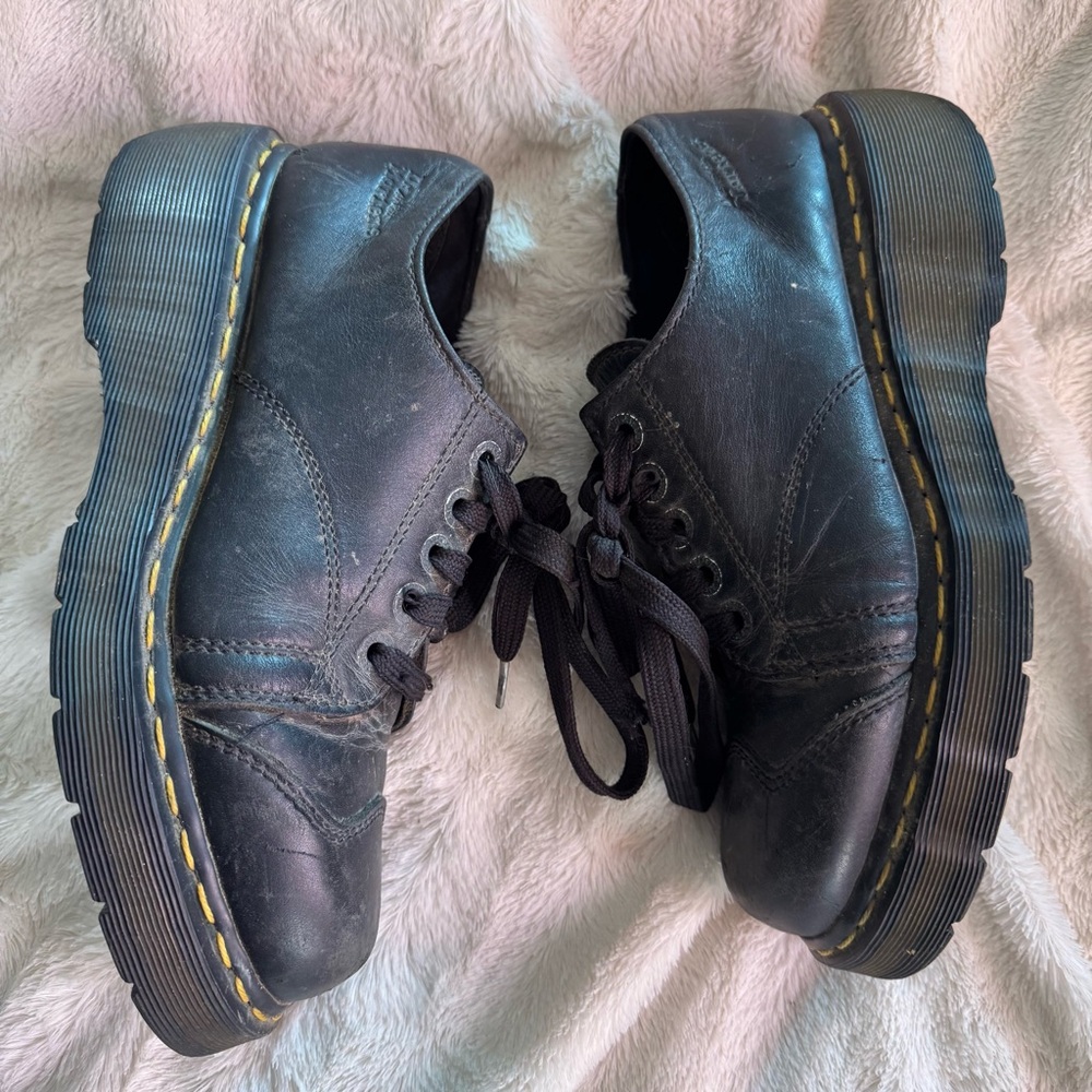 Vintage Dr. Martens made in England 8651 platform Oxford size 7